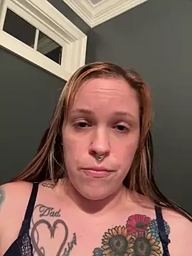 redrumredroom online show from June 16, 8:59 am