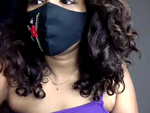 Nisha-moon online show from June 26, 6:47 am