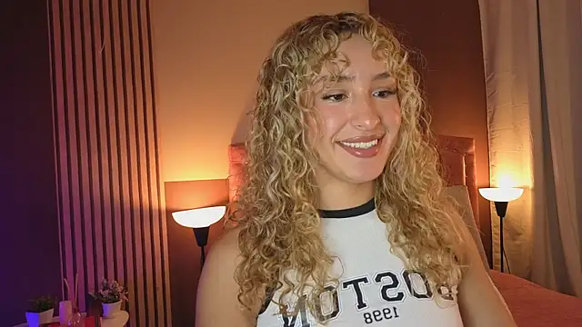 sensual fer online show from July 24, 1:42 pm