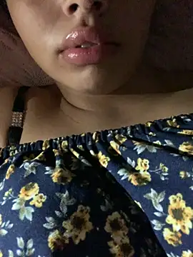 Maya729 online show from June 6, 4:41 am