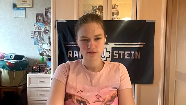 Codi Rostersy online show from July 23, 5:04 am