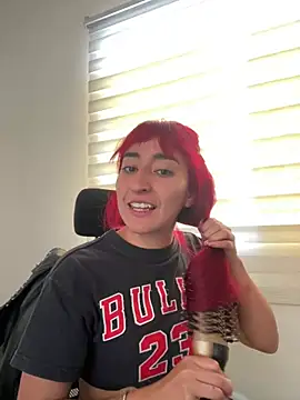 Juliethademon online show from July 27, 2:03 pm