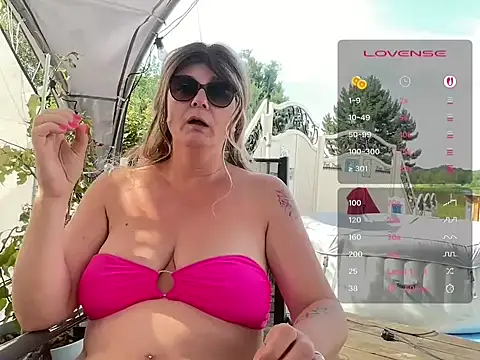 DirtyMarie80 online show from June 21, 2:54 pm