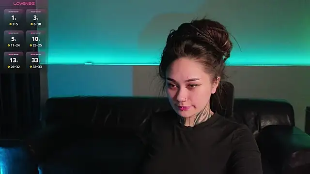 KarenHotFlirt online show from June 6, 2:23 pm