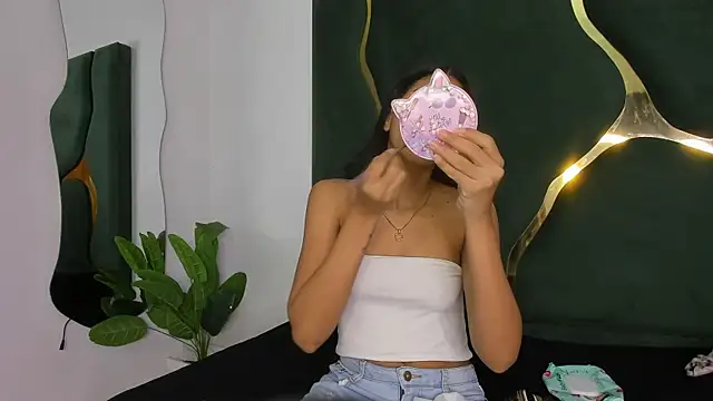 Mila petiteasm online show from July 28, 12:34 pm