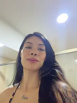 SiennaLuvs online show from July 21, 1:01 pm
