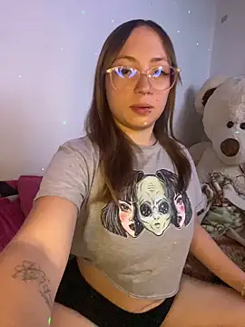 Caamii  online show from June 7, 4:41 am