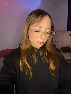 Caamii  online show from July 3, 3:34 am