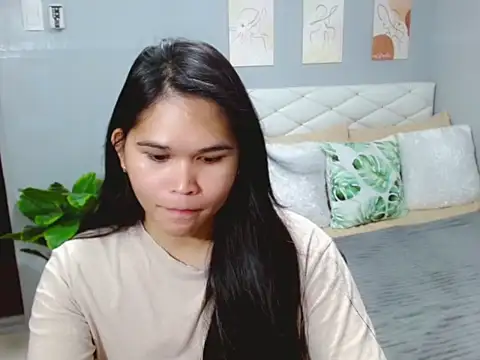 AlianaFord online show from July 14, 2:05 am