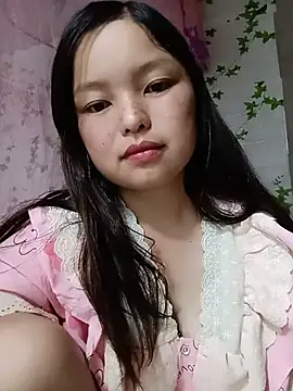 Linna-bae online show from July 5, 11:05 am
