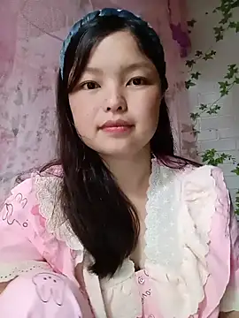 Linna-bae online show from July 1, 9:20 am
