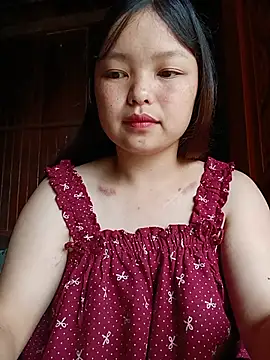 Linna-bae online show from July 24, 9:40 am
