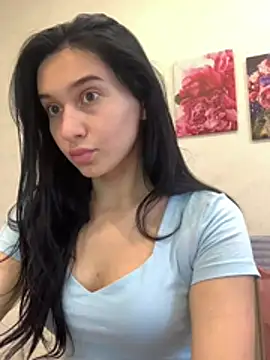 Camilla  Noor online show from June 11, 4:37 pm