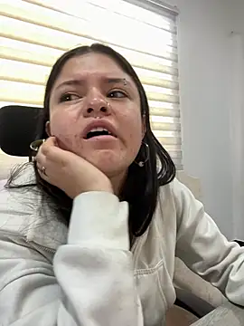Camila Duarte 2 online show from June 22, 1:30 pm