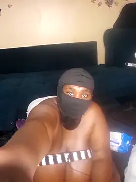 sexymamiii2 online show from June 18, 9:36 am