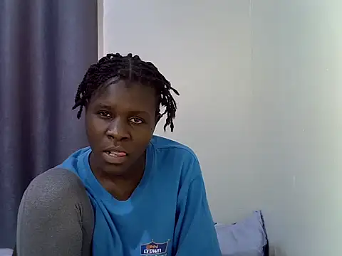 queen lola1 online show from July 28, 12:59 pm