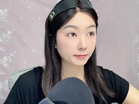 connie565656 online show from June 6, 10:43 am