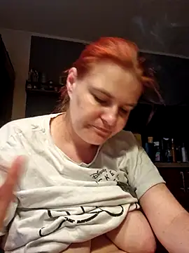GoldenWifee online show from July 21, 4:13 am