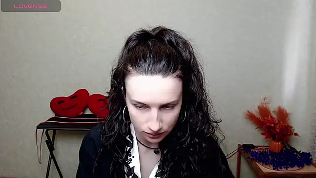LilithRivi online show from June 8, 1:56 pm