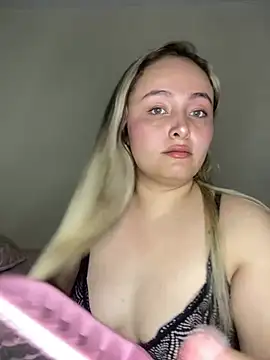 Rositafresitaa online show from June 17, 2:35 am