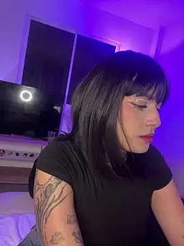 Hottie cami online show from July 24, 2:20 am