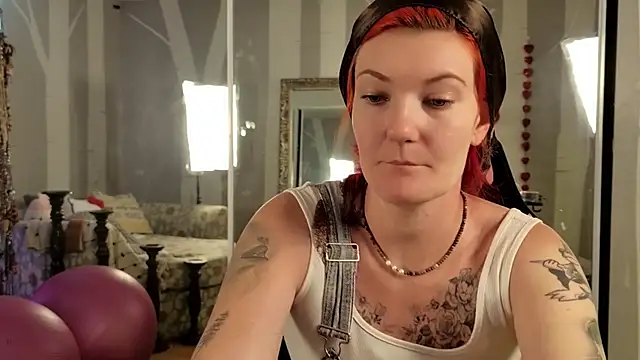 youngmilfBlossom online show from August 1, 10:01 pm