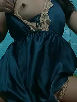 NiniiSweet online show from June 6, 3:51 pm