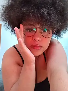 Lolacurly69 online show from June 11, 4:04 pm