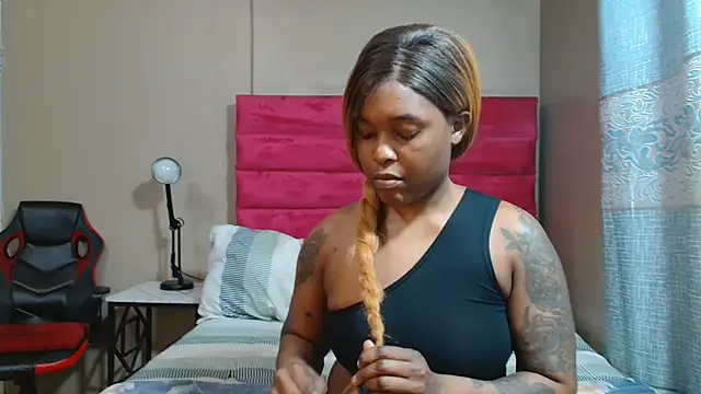 Lavendaxx online show from July 27, 5:32 pm