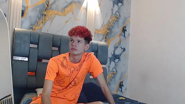 Hot skinny guys online show from June 29, 7:24 pm