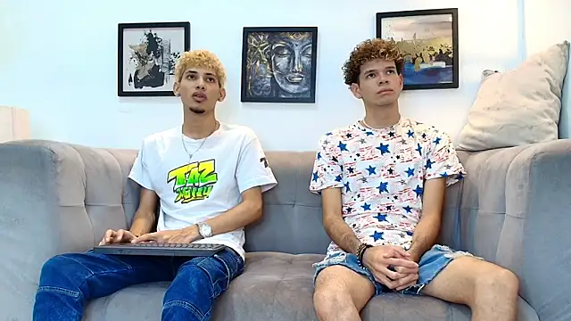 Hot skinny guys online show from June 9, 7:46 pm