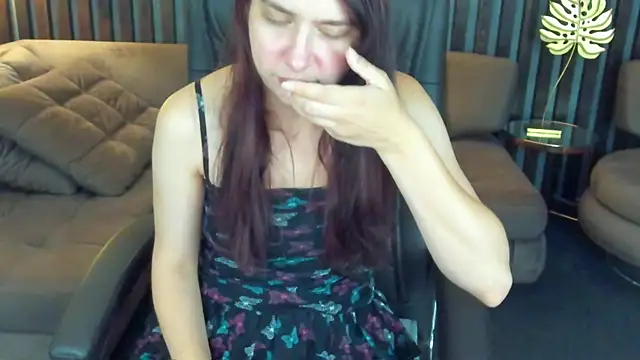 Livia Shy online show from July 11, 6:08 pm