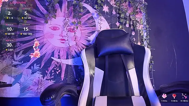 Layra 66 online show from July 18, 3:25 pm