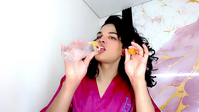 zoe amatista online show from July 18, 4:49 am