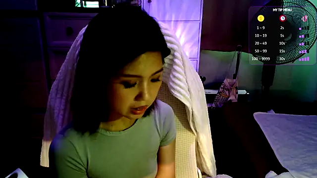 urgrl portia online show from July 21, 9:21 am