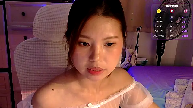 urgrl portia online show from July 10, 11:54 am
