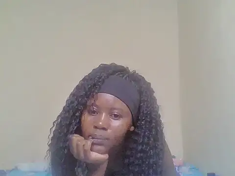cute bee online show from July 24, 2:09 am
