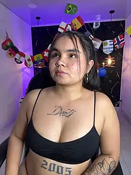 TifanyRoseX online show from July 6, 7:38 pm