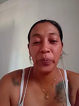 candelahot10 online show from June 13, 1:52 pm