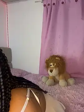 shanell only online show from June 13, 3:59 am