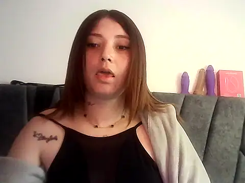 your queen cleopatra online show from July 28, 5:35 pm