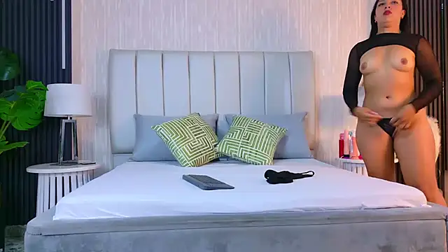 KarinaPrincess online show from July 14, 7:29 pm