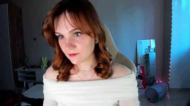 amelia braun online show from June 18, 1:40 am