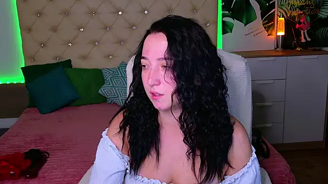 AVA MAXIMUS online show from July 30, 4:57 am