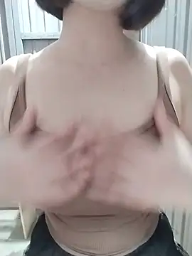 sexy girll2k online show from July 18, 12:25 am