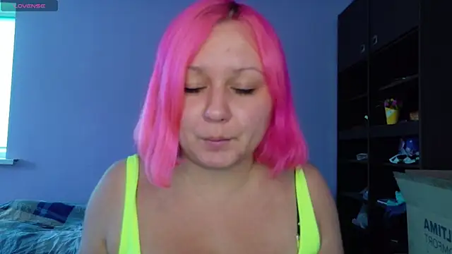 Velvet Rosse online show from July 5, 9:04 am