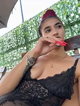VixenRosse online show from July 19, 9:55 am