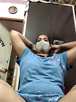 Hot Darling001 online show from July 17, 3:55 am