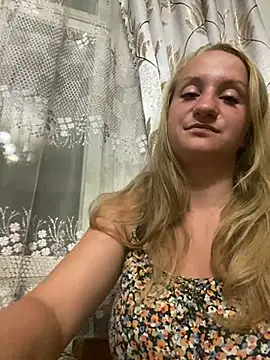 Emilia ki online show from August 6, 7:54 pm