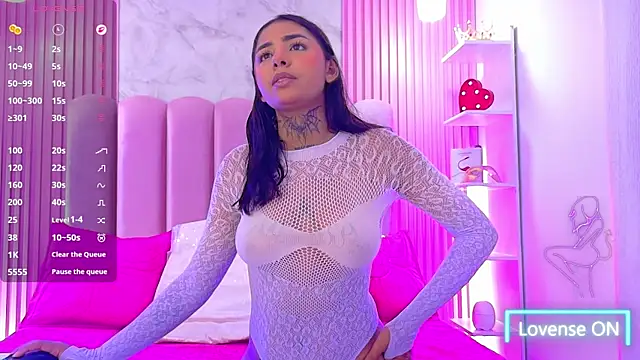 LunaRose18 online show from July 19, 2:58 am